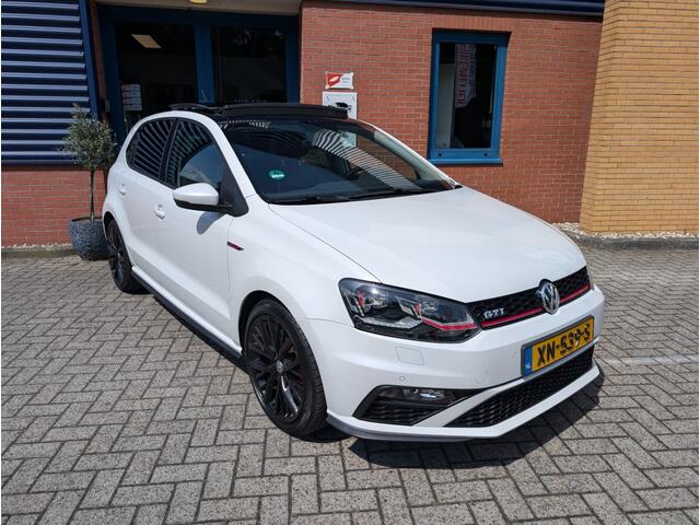 Volkswagen POLO 1.8 TSI GTI, Panorama dak, Stoelverwarming, Airco, PDC
