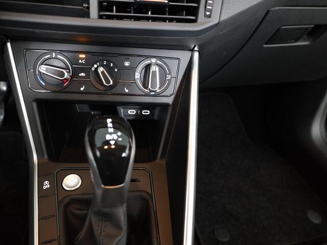 Volkswagen POLO 1.0 TSI Life 95 pk Automaat (DSG) | Verlengde garantie | Navigatie | Parkeersensoren | Achteruitrijcamera | Adaptieve cruise control | Stoelverwarming |