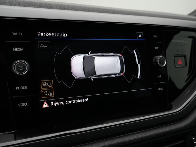 Volkswagen POLO 1.0 TSI 110 pk DSG R-Line Business | Panoramadak | IQ Light | Stoelverwarming | Parkeersensoren voor/achter | Adaptive Cruise