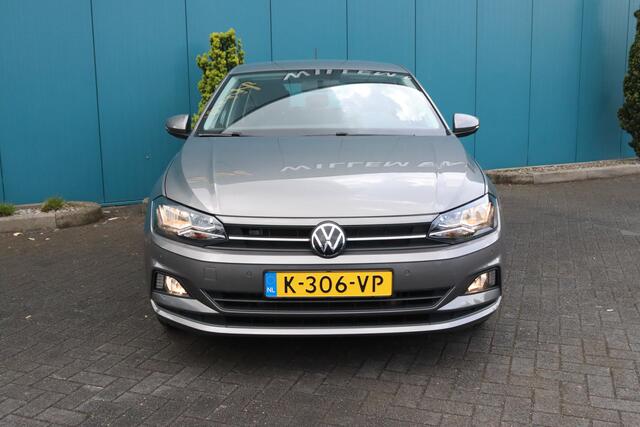 Volkswagen POLO 1.0 TSI Comfortline Executive CLIMA|ADAPT.CRUISE|CARPLAY|NAV|PDC|DAB|BLUETOOTH