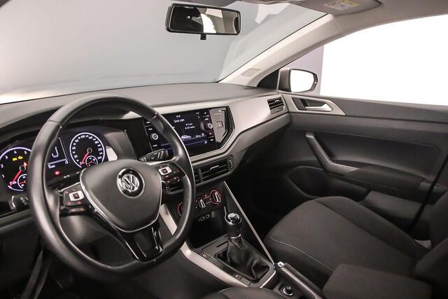 Volkswagen POLO Comfortline 1.0 TSI 95pk Adaptive cruise control, Parkeersensoren, App connect, DAB, Radio, Airco, LED dagrijverlichting, Bluetooth