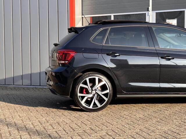 Volkswagen POLO 2.0 TSI GTI | Pano | Beats | Virtual | Keyless | Dode hoek |
