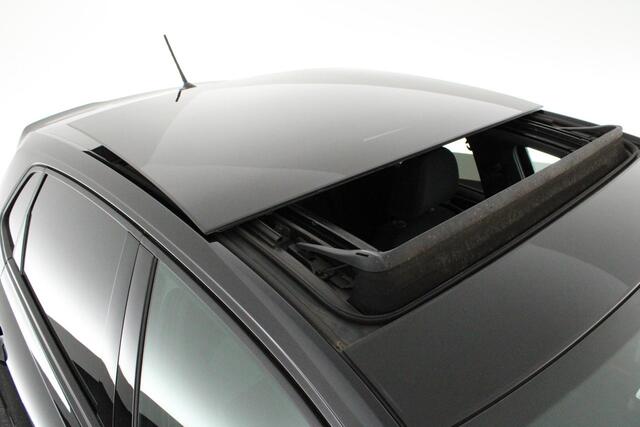 Volkswagen POLO 1.0 TSI 95pk 2x R-Line Keyless Camera Beats Led Navigatie Panoramadak