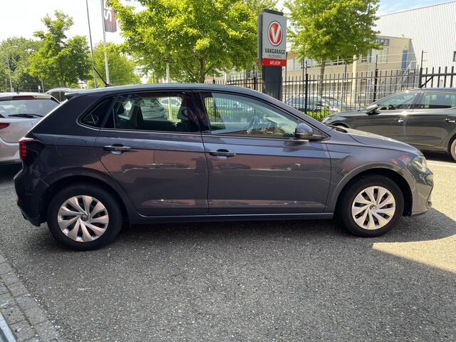 Volkswagen POLO 1.0 TSI Comfortline // CRUISE .// AIRCO // LED // APPLE-ANDROID AUTO // PARKEERSENSOREN V+A //