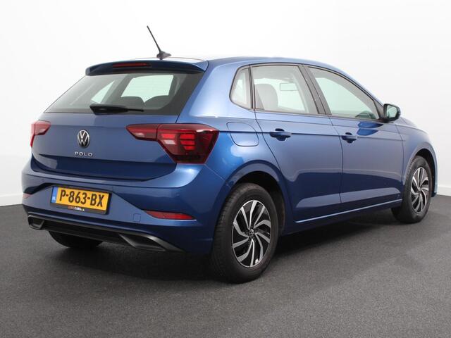 Volkswagen POLO 1.0 TSI Life | DEMO ! | Nieuw model Navigatie Digitale Cockpit Airco Parkeer sensoren V+A | LED Lichtmetalen Velgen