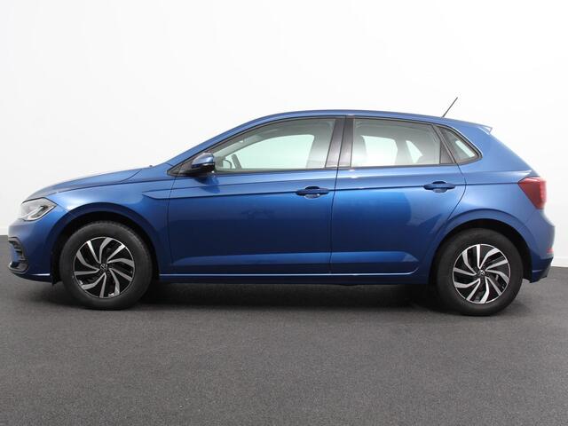 Volkswagen POLO 1.0 TSI Life | DEMO ! | Nieuw model Navigatie Digitale Cockpit Airco Parkeer sensoren V+A | LED Lichtmetalen Velgen