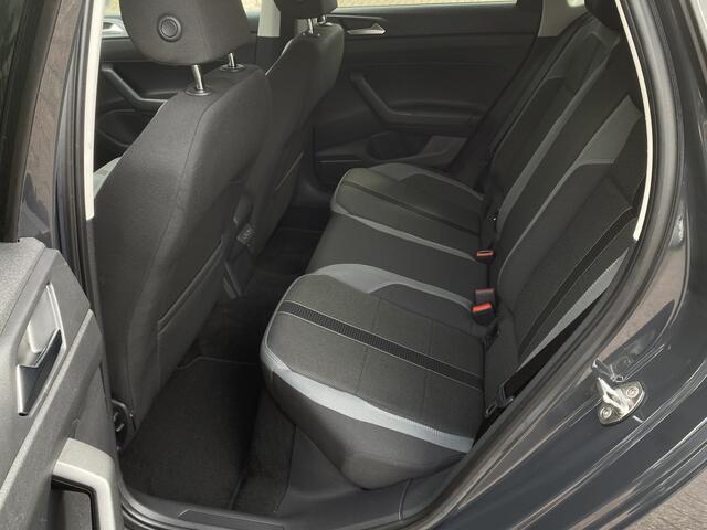 Volkswagen POLO 1.0 TSI Highline R-Line virtueel cockpit Pano LED NAP 1e eigenaar Business