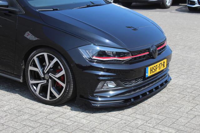 Volkswagen POLO 2.0 TSI GTI Automaat/Panoramadak/Navigatie/Achteruitrijcamera/Adaptive cruise control/Climate control/Keyless/Parkeersensoren rondom/DAB/18'' Lichtmetalen velgen/LED koplampen/Bluetooth.