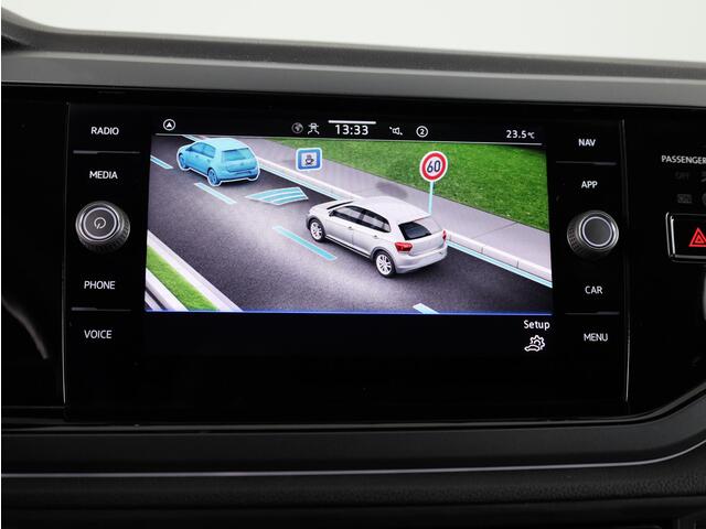Volkswagen POLO 1.0 TSI R-Line 95 pk Automaat (DSG) | Verlengde garantie | Navigatie via App | Parkeersensoren | Adaptieve cruise control | R-Line |