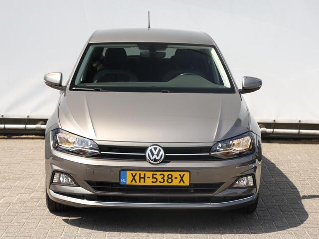 Volkswagen POLO 1.0 TSI Highline 95 pk | Parkeersensoren | Climate control | Navigatie | Cruise control | 16 inch Velgen