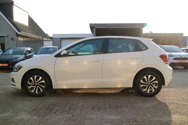 Volkswagen POLO 1.0 TSI | Carplay | Digitaal Dash | Als Nieuw! |