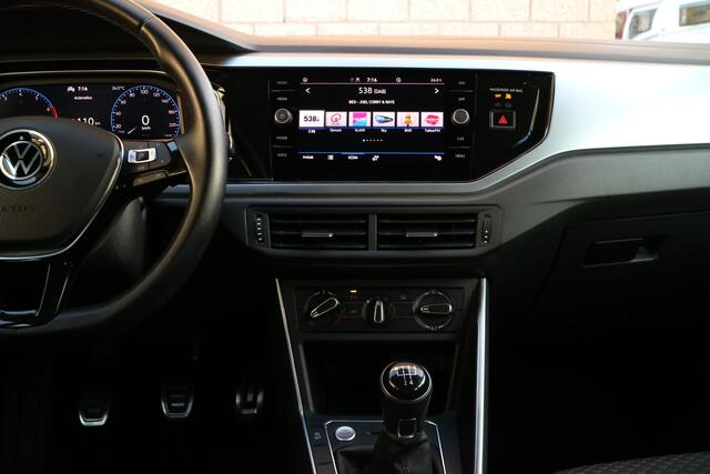 Volkswagen POLO 1.0 TSI | Carplay | Digitaal Dash | Als Nieuw! |