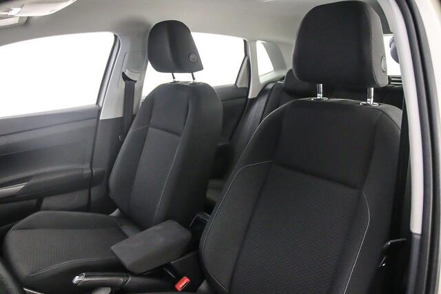 Volkswagen POLO Comfortline 1.0 TSI 95pk DSG Automaat Navigatie, Cruise control, Parkeersensoren, Airco, Bluetooth, App connect, Stoelverwarming