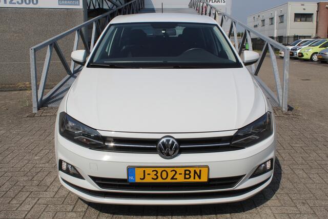 Volkswagen POLO 1.0 TSI Comfortline Virtual cockpit/Navigatie/Adaptive cruise control/Airco/Apple carplay/Multifunctioneel stuurwiel/Spraakbediening.