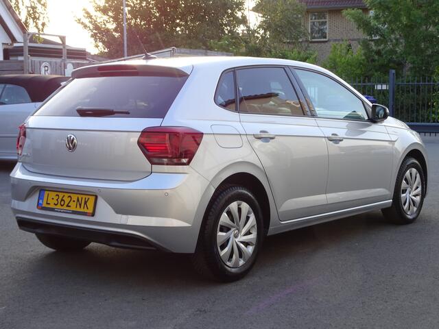 Volkswagen POLO 1.0 TSI Comfortline Airco, navigatie, parkeersensoren voor en achter, cruise controle, enz.