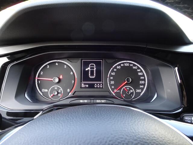 Volkswagen POLO 1.0 TSI Comfortline Airco, navigatie, cruise controle, parkeersensoren voor en achter, enz.