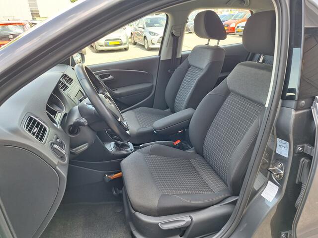 Volkswagen POLO 1.2 TSI Comfortline 90pk DSG Automaat | PDC v+a | Cruise control | Airco | Trekhaak |