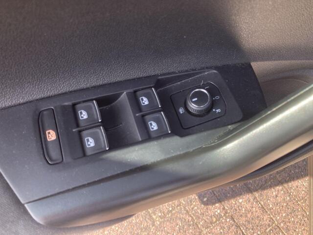 Volkswagen POLO 1.0 TSI 95pk Comfortline · Apple Car Play · Navigatie · Adaptieve cruise control · App connect ·