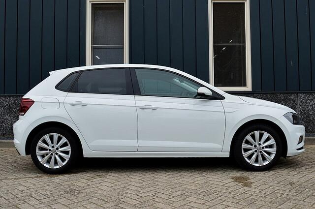 Volkswagen POLO 1.0 TSI Highline Rijklaarprijs-Garantie Navigatie Airco Apple Carplay/Android Auto
