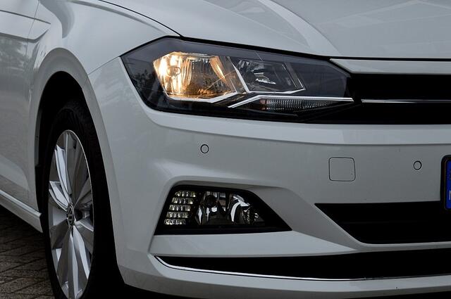 Volkswagen POLO 1.0 TSI Highline Rijklaarprijs-Garantie Navigatie Airco Apple Carplay/Android Auto