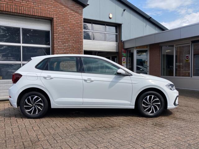 Volkswagen POLO 1.0tsi,NAP,Virtual,LED,Carplay,PDC