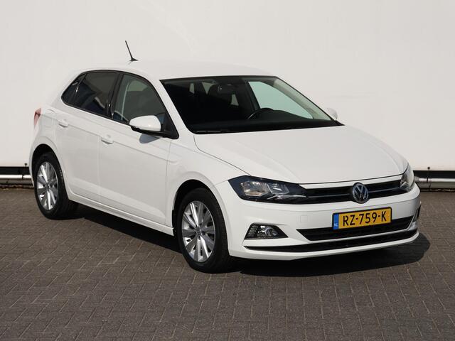 Volkswagen POLO 1.0 TSI Comfortline 95PK | Navigatie | trekhaak | | Cruise control | 16" LMV