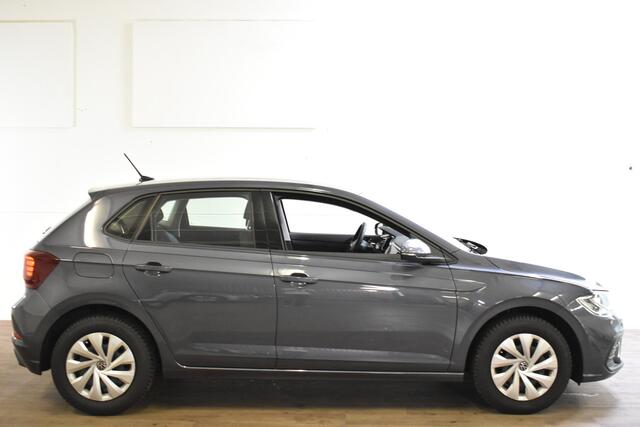 Volkswagen POLO 1.0 POLO LIFE VIRTUAL/PDC/NAVI