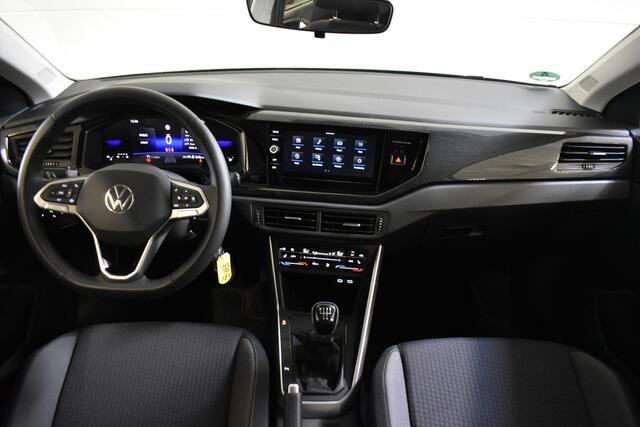 Volkswagen POLO 1.0 POLO LIFE VIRTUAL/PDC/NAVI