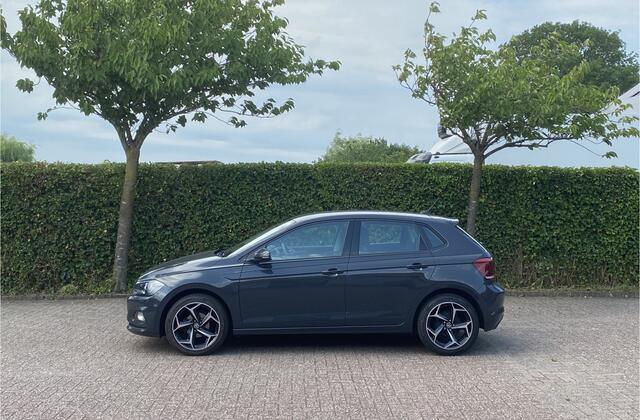 Volkswagen POLO 1.0 TSI 96 PK Navi Carplay PDC Mf.stuur NAP Comfortline