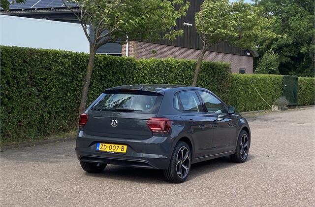 Volkswagen POLO 1.0 TSI 96 PK Navi Carplay PDC Mf.stuur NAP Comfortline