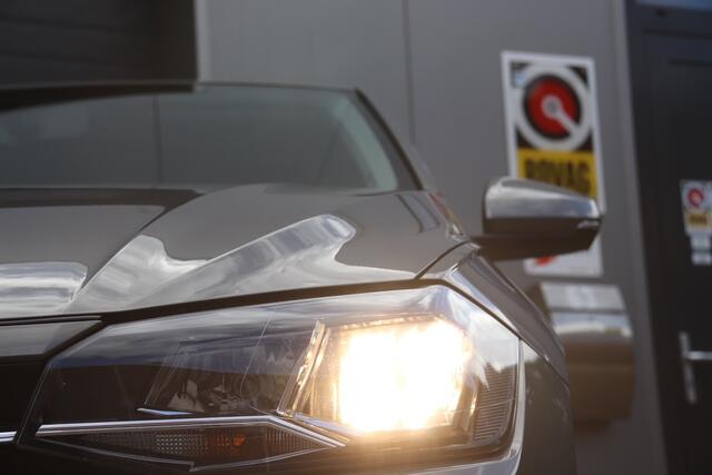 Volkswagen POLO 1.0 TSI Highline Navigatie