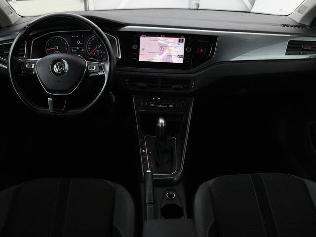 Volkswagen POLO 1.0 TSI R Line | Panoramadak | Stoelverwarming | Adaptive cruise | Climate control | Park Assist | Carplay | Navigatie