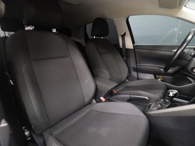 Volkswagen POLO 1.0 TSI Comfortline R LINE [ADAPTIVE CRUISE CONTROL, CAMERA, R LINE STUUR, PDC ACHTER, BLUETOOTH, AIRCO, NIEUWSTAAT]