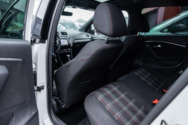 Volkswagen POLO 1.8 TSI GTI | Pano | Navi | Led |