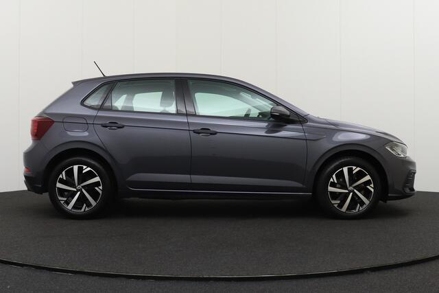 Volkswagen POLO 1.0 TSI 96 PK Aut. Business Camera Digi Dash Stoelverwaming