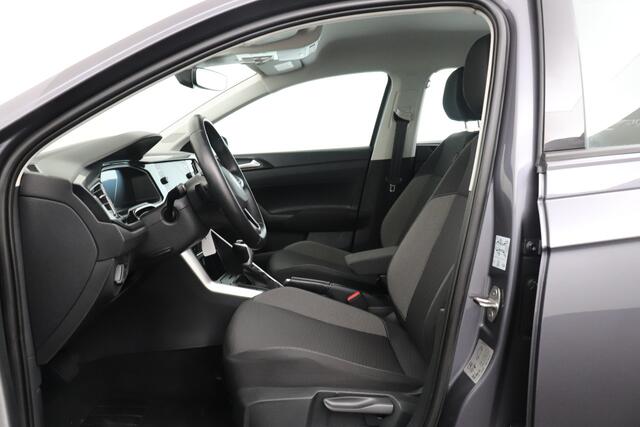 Volkswagen POLO 1.0 TSI 96 PK Aut. Business Camera Digi Dash Stoelverwaming