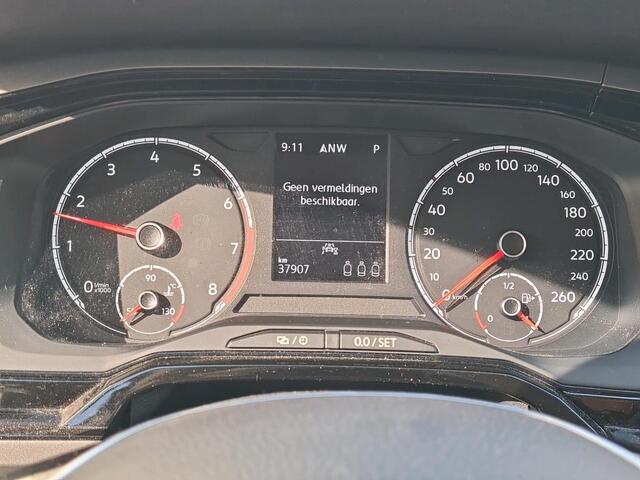Volkswagen POLO 1.0 TSI DSG Comfortline / Automaat / Trekhaak Afneembaar / Navigatie / Climate Control / Alarm / Parkeersensoren / Adaptive Cruise Control / App Connect
