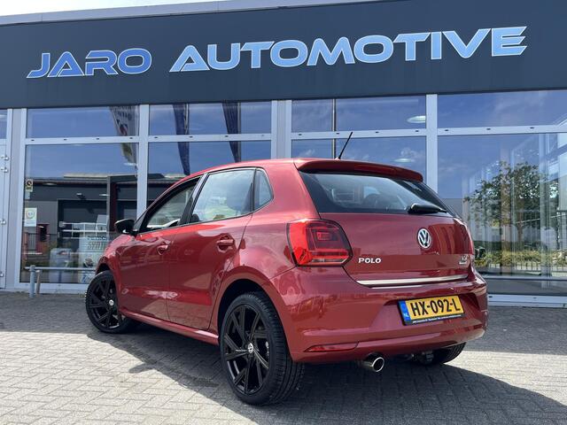 Volkswagen POLO 1.2 TSI Comfortline | Nieuwe 17" hoogglans zwarte velgen met 4-seizoenenbanden | Trekhaak | Apple Carplay / Android Auto | NAP