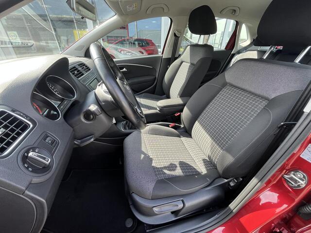 Volkswagen POLO 1.2 TSI Comfortline | Nieuwe 17" hoogglans zwarte velgen met 4-seizoenenbanden | Trekhaak | Apple Carplay / Android Auto | NAP