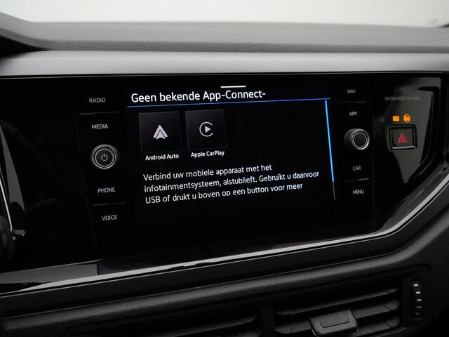 Volkswagen POLO 1.0 TSI 95 pk DSG R-Line | Achteruitrijcamera | Navigatie | Stoelverwarming | Adaptive Cruise