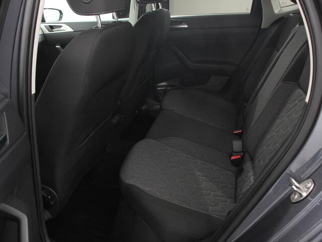 Volkswagen POLO 1.0 TSI Move | Navigatie | App Connect / Android Auto / Apple Carplay | Climate Control | Parkeer sensoren | Lichtmetalen Velgen | Dab | Digitale Cockpit