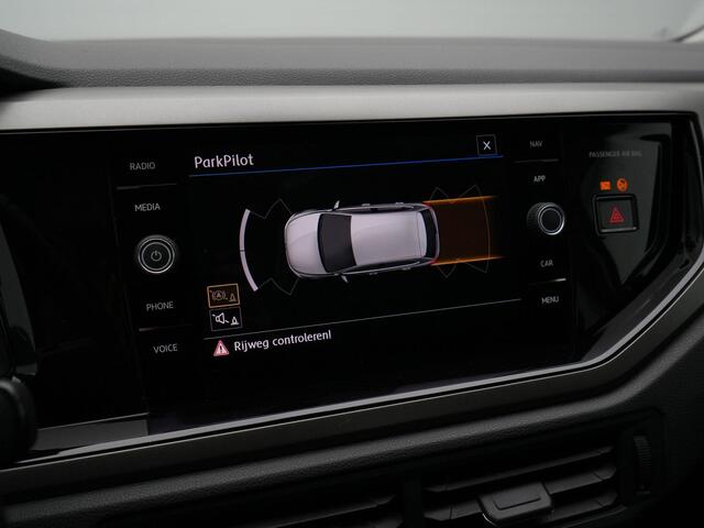 Volkswagen POLO 1.0 TSI 95 pk DSG Comfortline | Trekhaak | Navigatie | Parkeersensoren voor/achter | Adaptive Cruise