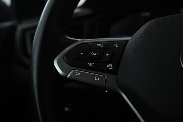 Volkswagen POLO 1.0 TSI Life Business Virtual cockpit, apple carplay, airco
