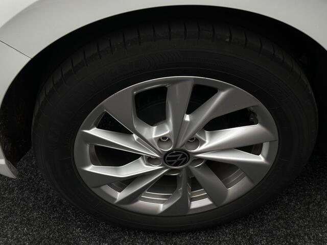 Volkswagen POLO 1.0 TSI Style Automaat IQ Virtual Stoelverwrm Dealer