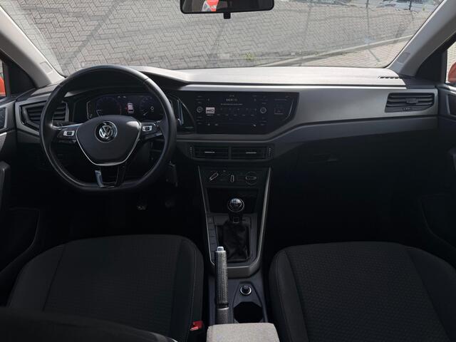 Volkswagen POLO 1.0 MPI Comfortline Virtual cockpit Camera Carplay
