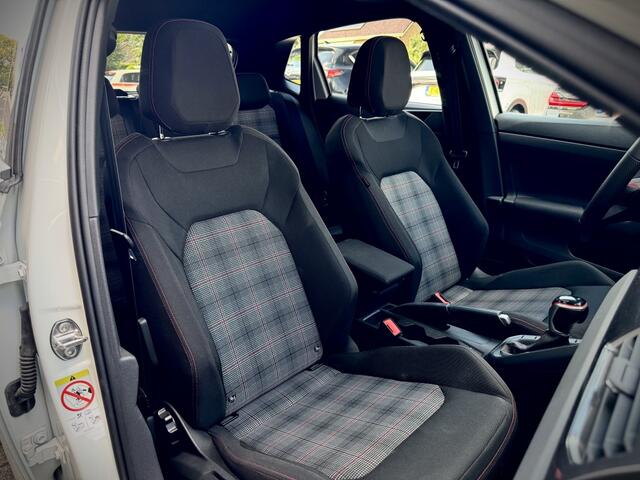 Volkswagen POLO 2.0 TSI GTI 207PK DSG Pano Camera BEATS Virtual IQ-Light