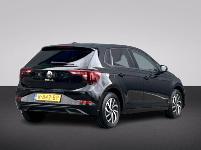 Volkswagen POLO 1.0 TSI Life 95 pk | Navigatie | Parkeersensoren | Achteruitrijcamera | Adaptieve cruise control | LED koplampen | Stoelverwarming |