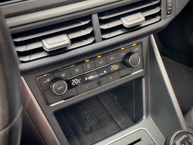 Volkswagen POLO 1.0 TSI 3X R-LINE HIGHLINE PANODAK NAVI PARKPILOT APPLE-CARPLAY LED LMV PDC