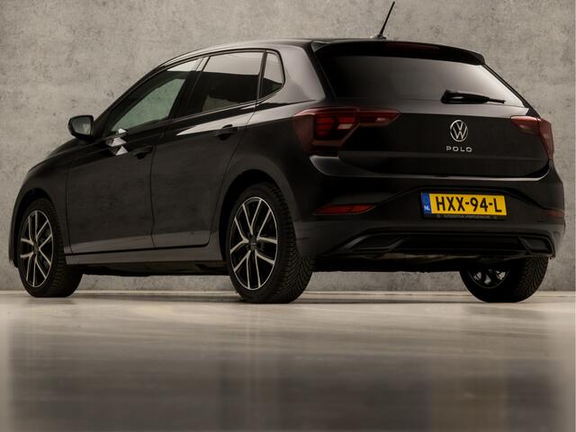 Volkswagen POLO 1.0 TSI Sportline Automaat (VIRTUAL COCKPIT, APPLE CARPLAY, KEYLESS, GROOT NAVI, CLIMATE, SPORTSTOELEN, LM VELGEN, CAMERA, GETINT GLAS, ADAPTIVE CRUISE, NIEUWSTAAT)