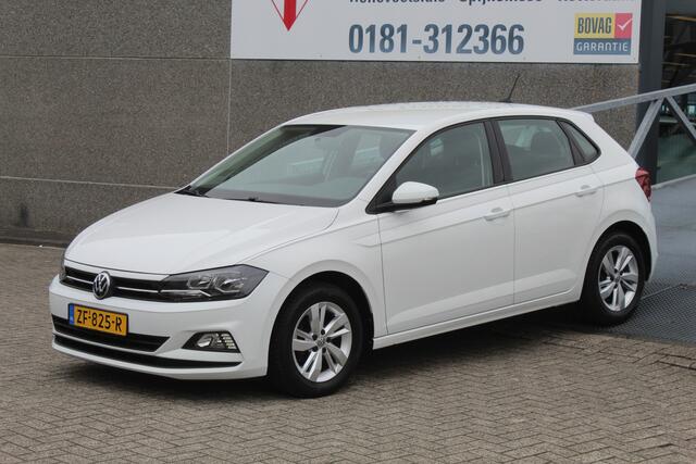 Volkswagen POLO 1.0 TSI Comfortline Navigatie/Adaptive cruise control/Airco/Apple carplay/Multifunctioneel stuurwiel/15'' Lichtmetalen velgen/Elektrische ramen/Elektrisch verstelbare spiegels.